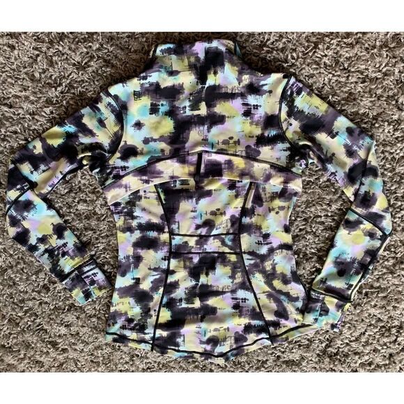 Lululemon Define Full Zip COLORFUL SPRINGSCAPE TRACK JACKET women’s sz 8 M - Picture 3 of 9